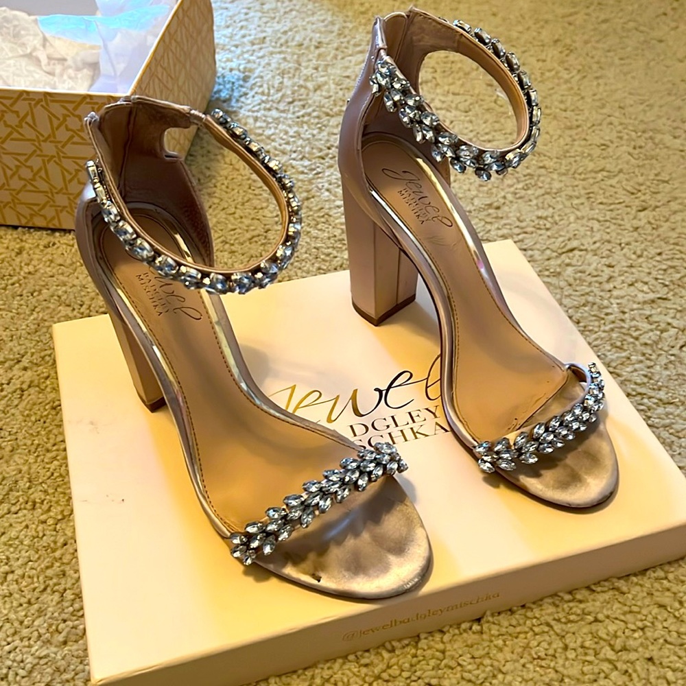 Badgley Mischka wedding shoes
